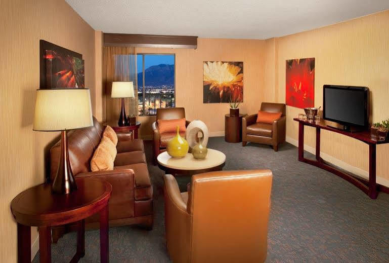 Sheraton Albuquerque Airport Hotel Buitenkant foto